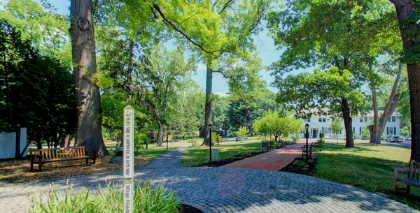 OAKWOOD FRIENDS SCHOOL - NEW YORK - POUGHKEEPSIE